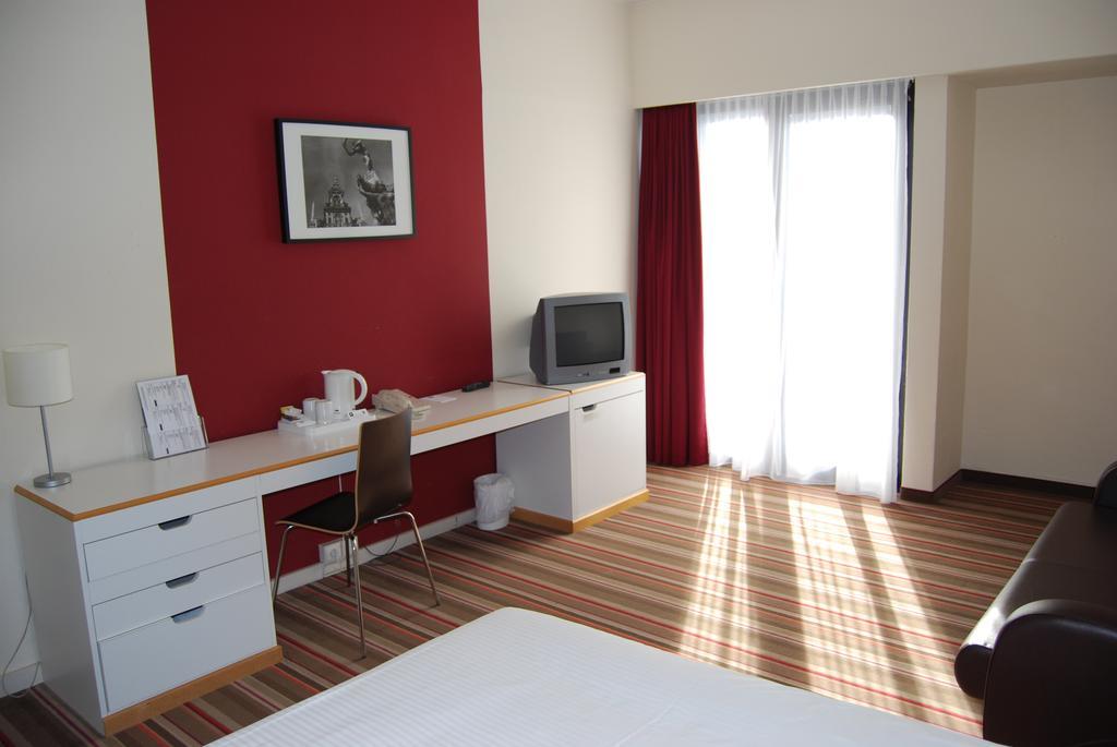 Hampton'S Hotel Namur Вепьон Номер фото